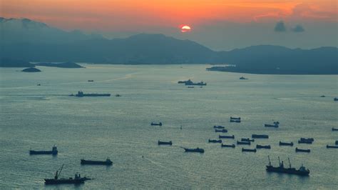 Thiên Chương Reisinin Başlangıcı: Güney Çin Denizi'nde Büyük Bir Deniz Göçü ve Dai Viet Krallığı İle Çin Hanedanlığı Arasındaki Siyasi Gerilimler